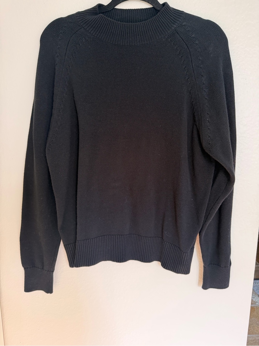 Quince Organic Cotton Crewneck Sweater in Black Medium